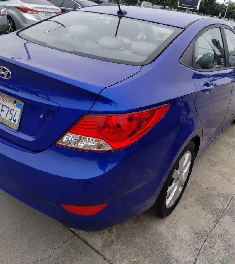 Car Image 4