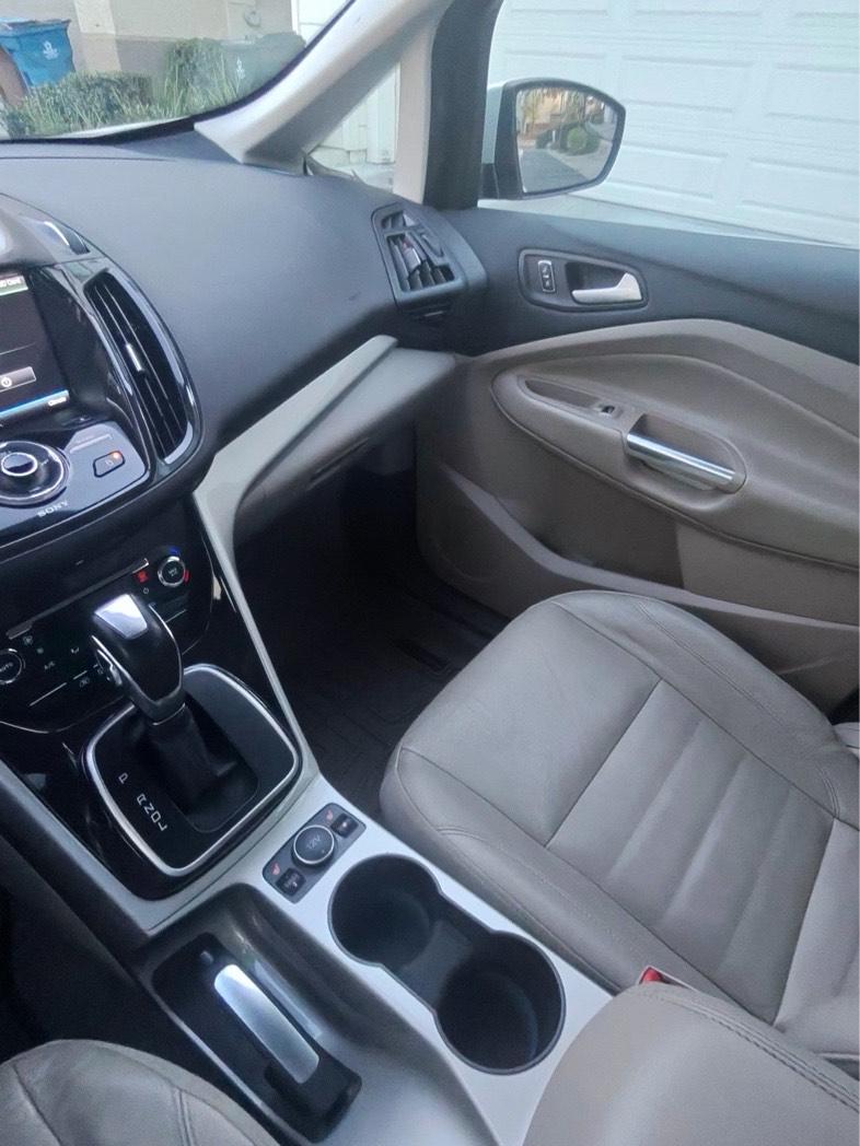 2014 Ford C-Max 13