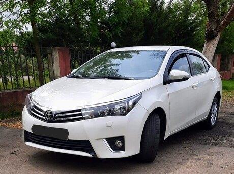 Toyota Corolla 2015