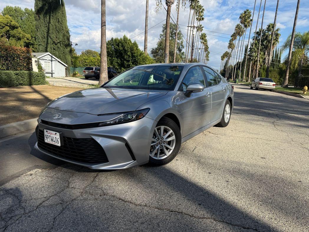 Toyota Camry 2025