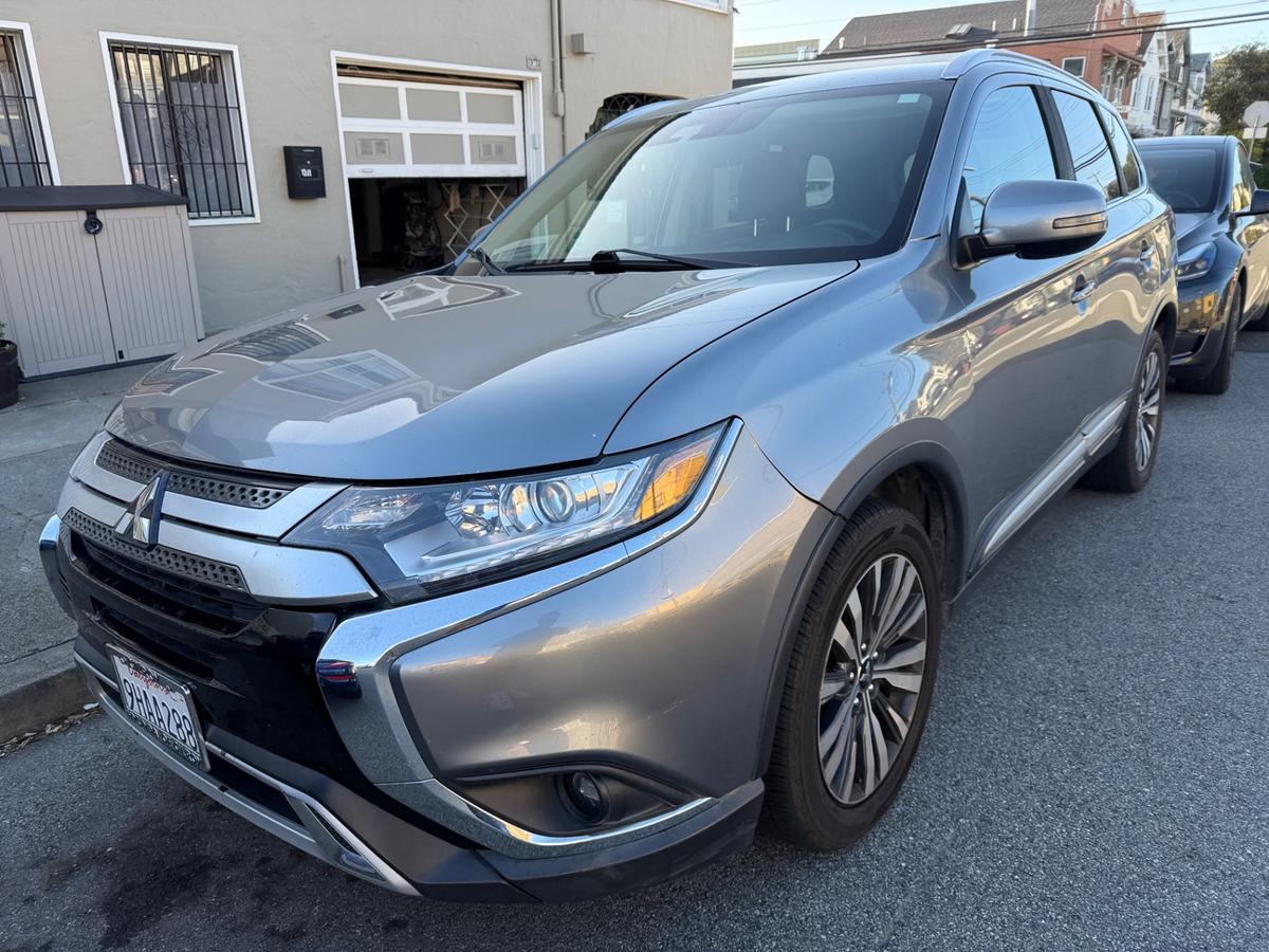 Mitsubishi Outlander 2020